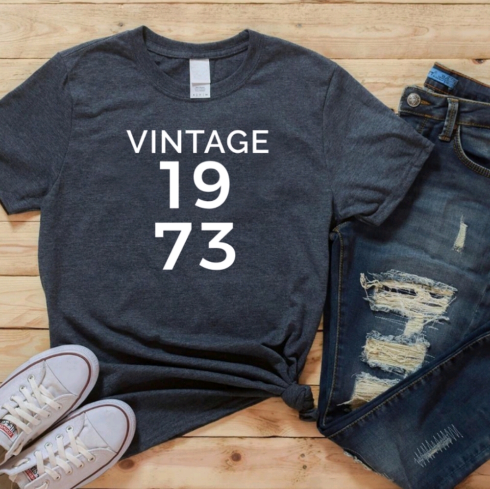 Gildan Vintage 1973 T shirt FAST SHIPPING
